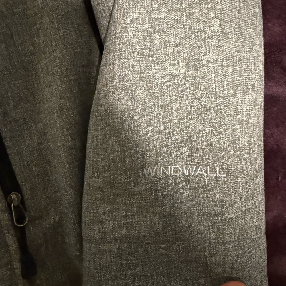 The North Face Heather Gray Softshell Jacket - Picture 6 of 6